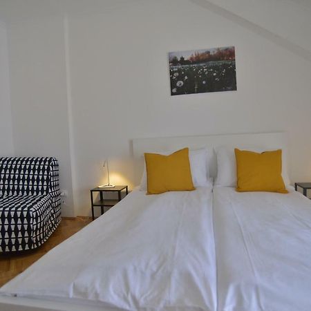 Apartman Lena Dakovo Exterior photo